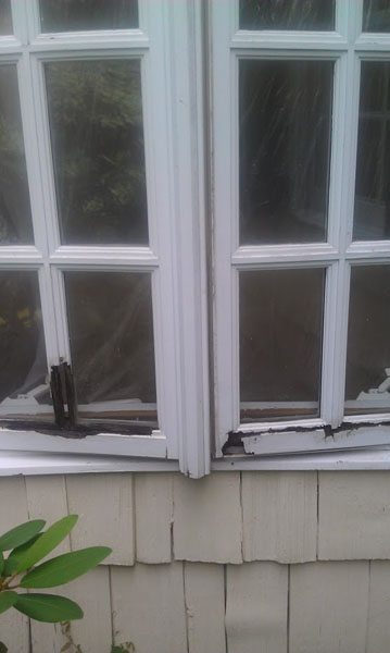 Upper Brookville NY - Restoration Before Rotted Window